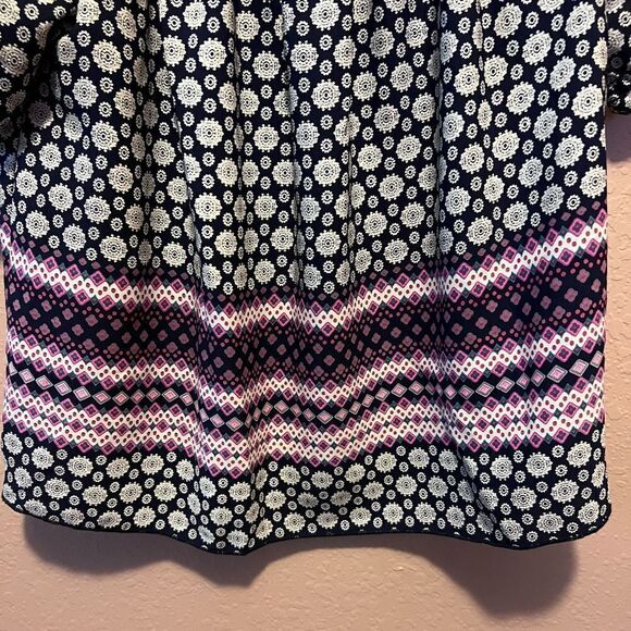 Timing black and white patterned top - Picture 5 of 8